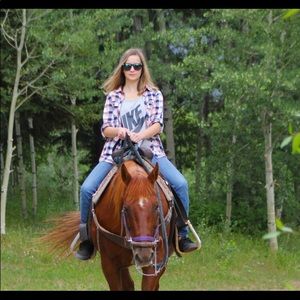 Meet your Posher, Brittany